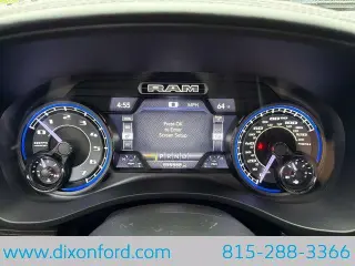 Ram 1500 2021 4x4 Limited 4dr Crew Cab 5.6 ft. SB Camioneta
