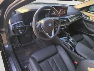 Serie 5 BMW 2023 530e 4p Sedán