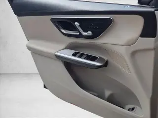 Mercedes-Benz GLC 2024 GLC 300 4dr SUV