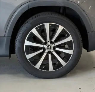 Mercedes-Benz GLB 2023 AWD GLB 250 4MATIC 4p SUV