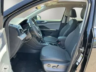 Volkswagen Taos 2023 SE 4dr SUV