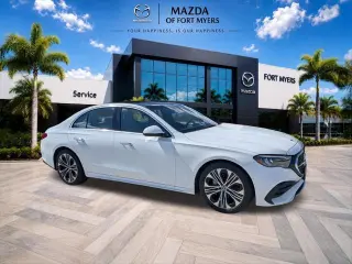 Clase E Mercedes-Benz 2025 E 350 4dr Sedán
