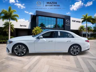 Clase E Mercedes-Benz 2025 E 350 4dr Sedán