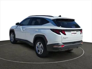 Hyundai TUCSON 2024 AWD SEL 4p SUV (versión de mitad de año)