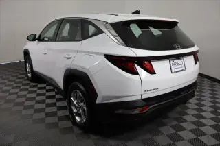 Hyundai TUCSON 2024 AWD SE 4p SUV (versión de mitad de año)