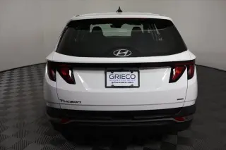 Hyundai TUCSON 2024 AWD SE 4p SUV (versión de mitad de año)