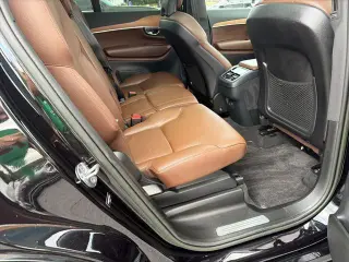 Volvo XC90 2023 AWD B6 Plus Bright Theme 7-Passenger 4dr SUV