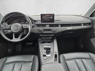 Audi A4 2019 AWD quattro Premium 45 TFSI 4p Sedan
