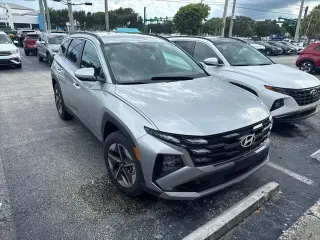 Hyundai TUCSON 2026 SEL 4p SUV
