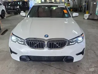 Serie 3 BMW 2022 330e 4dr Sedán