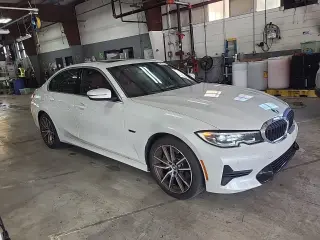 Serie 3 BMW 2022 330e 4dr Sedán