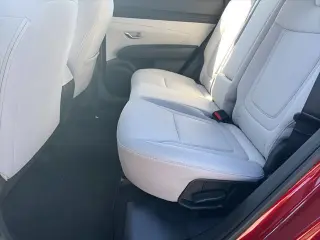 Hyundai TUCSON 2026 AWD SE 4dr SUV