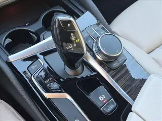 Serie 5 BMW 2019 530i 4p Sedán