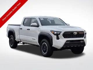 Toyota Tacoma 2024 4x4 TRD Todo Terreno 4p Doble Cabina 5.0 ft SB 8A