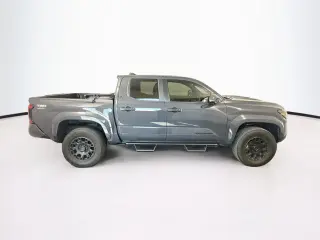 Toyota Tacoma 2024 4x2 TRD Sport 4p Doble Cabina Doble 5.0 ft CB