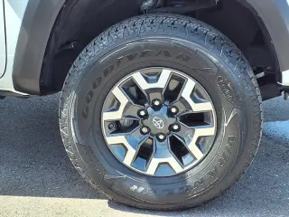 Toyota Tacoma 2021 4x4 TRD Off-Road 4dr Cabina Doble Doble C5.0 ft SB 6M