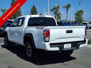 Toyota Tacoma 2021 4x4 TRD Off-Road 4dr Cabina Doble Doble C5.0 ft SB 6M