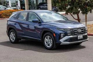 Hyundai TUCSON 2026 SE 4p SUV