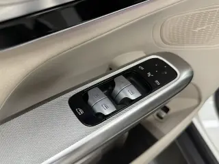 Mercedes-Benz GLC 2024 AWD GLC 300 4MATIC 4dr SUV