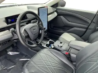 Ford Mustang Mach-E 2024 Select 4dr SUV