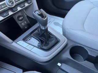 Hyundai ELANTRA 2019 Limited 4dr Sedan
