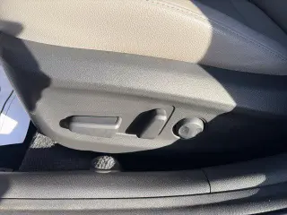 Hyundai ELANTRA 2019 Limited 4dr Sedan
