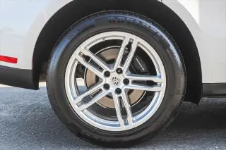 Porsche Macan 2024 4x4 SUV 4p