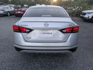 Nissan Altima 2024 2.5 SV Sedán de 4 puertas