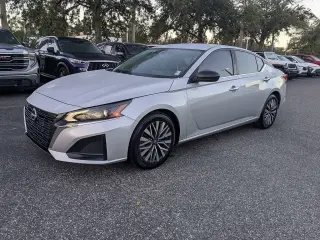 Nissan Altima 2024 2.5 SV Sedán de 4 puertas