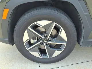 Hyundai TUCSON 2025 SEL 4dr SUV