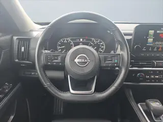 Nissan Pathfinder 2025 SL 4p SUV