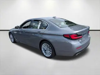 Serie 5 BMW 2023 530i Sedan de 4 puertas