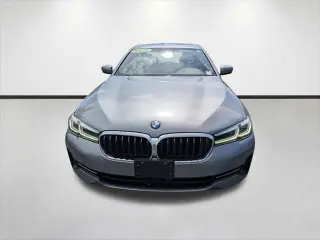 Serie 5 BMW 2023 530i Sedan de 4 puertas