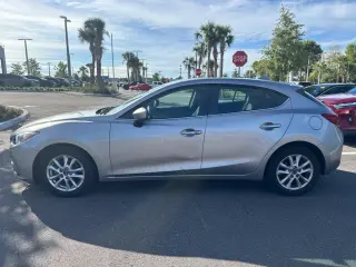Mazda Mazda3 2014 i Touring 4dr Hatchback 6M