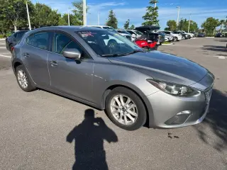 Mazda Mazda3 2014 i Touring 4dr Hatchback 6M