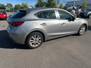 Mazda Mazda3 2014 i Touring 4dr Hatchback 6M