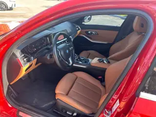Sedán BMW 3 Series 2022 AWD 330i xDrive 4dr