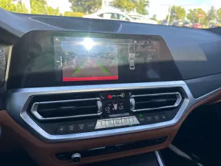Sedán BMW 3 Series 2022 AWD 330i xDrive 4dr