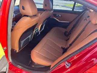 Sedán BMW 3 Series 2022 AWD 330i xDrive 4dr