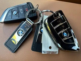 Sedán BMW 3 Series 2022 AWD 330i xDrive 4dr
