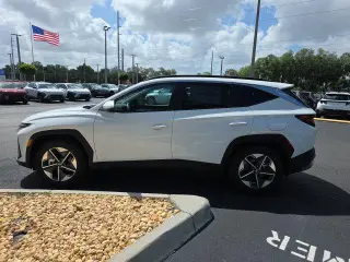 Hyundai TUCSON 2026 SEL 4dr SUV