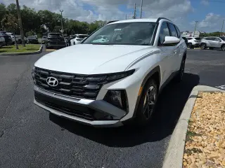 Hyundai TUCSON 2026 SEL 4dr SUV