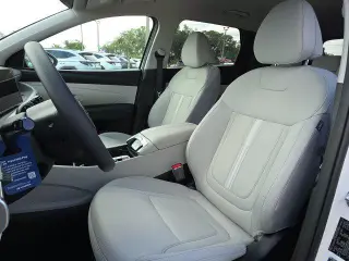 Hyundai TUCSON 2026 SEL 4dr SUV
