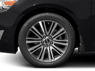 Cadenza Kia 2014 Premium 4dr Sedán