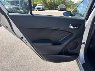 Kia Forte5 2016 LX 4dr Hatchback