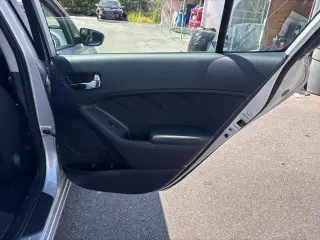 Kia Forte5 2016 LX 4dr Hatchback