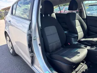 Kia Forte5 2016 LX 4dr Hatchback