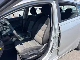 Kia Forte5 2016 LX 4dr Hatchback