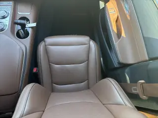 Genesis GV70 2022 AWD 2.5T Estándar 4dr SUV