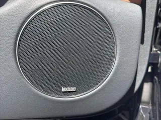 Genesis GV70 2022 AWD 2.5T Estándar 4dr SUV